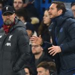 Klopp mirando a Lampard.