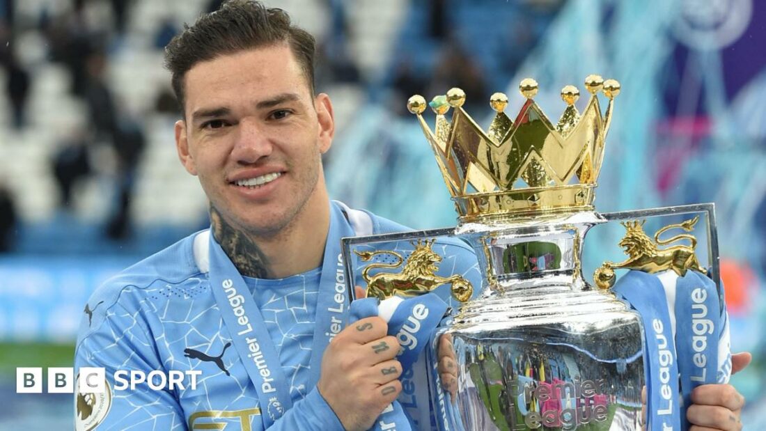 EDERSON: El portero de Man City dice que su futuro está en el club